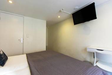 Quentin Arrive Hotel