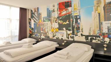 Budget Hotel Tourist Inn