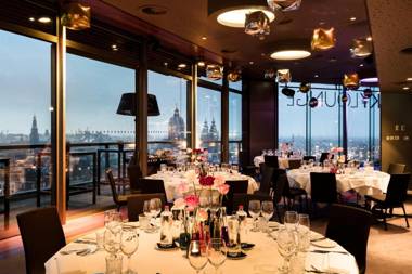 DoubleTree by Hilton Amsterdam Centraal Station