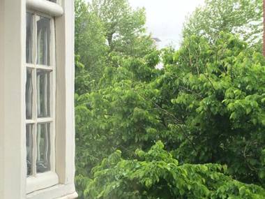 Authentic Amsterdam Bed and Breakfast Rai