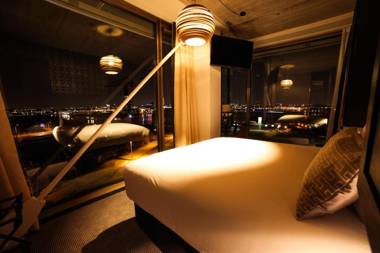 DoubleTree by Hilton Amsterdam - NDSM Wharf
