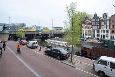 Bed & Breakfast of Art