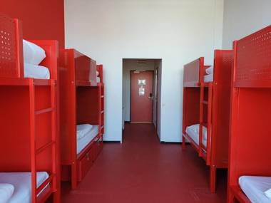 WOW Amsterdam Hostel