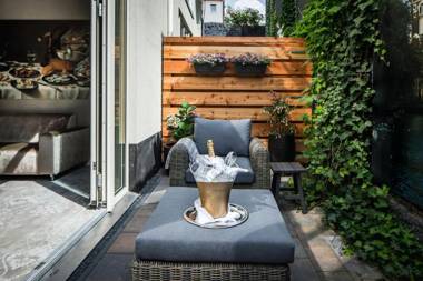 Luxury Suites Amsterdam - Member of Warwick Hotels