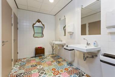 Hostelle - female only hostel Amsterdam