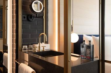 Ruby Emma Hotel Amsterdam