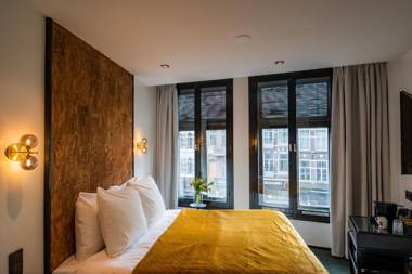 PH Hotel de Entree