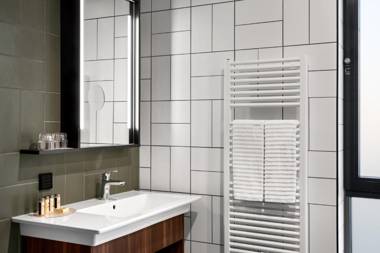 Renaissance Amsterdam Schiphol Airport Hotel