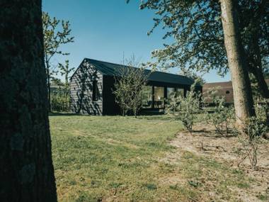 Specially designed chalet with dishwasher near the sea