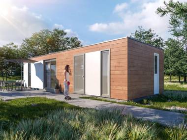 Comfy lodge with combi-microwave beach at 500 m.