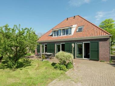 Inviting Holiday Home in Zuidoostbeemster near Centre & Forest