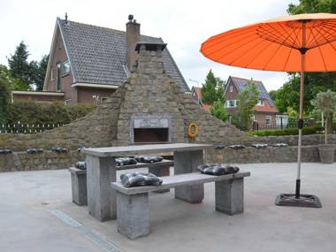 Cozy Holiday Home in Olst-Wijhe with Sauna