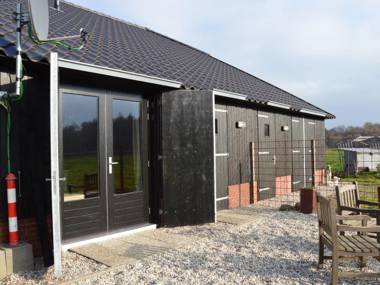 A detached cottage on the edge of the Dwingelderveld nature park