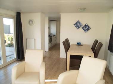 Comfortable chalet located in the polder 15 km from Alkmaar