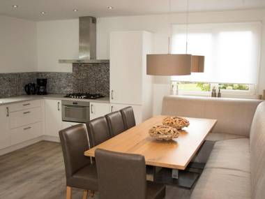 Modern spacious detached holiday home 15 km. from Alkmaar