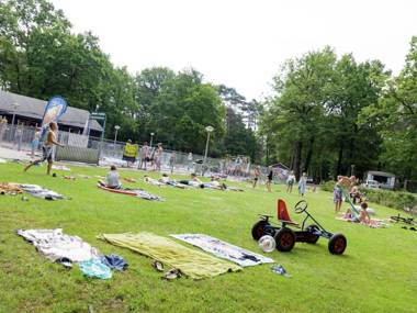 Comfy chalet with dishwasher surrounded by nature