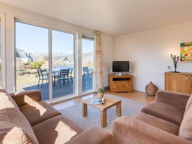 Detached villa with washing machine around a lake area