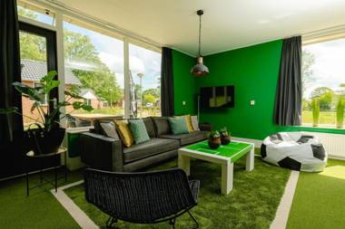 Child Bungalow FC Mölke Stadium 6 People