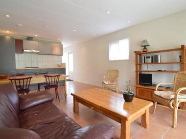 Child friendly apartment on a farm with garden in Fochteloo