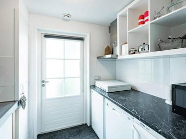 Romantic cottage with sauna in a beautiful cycling and walking environment.