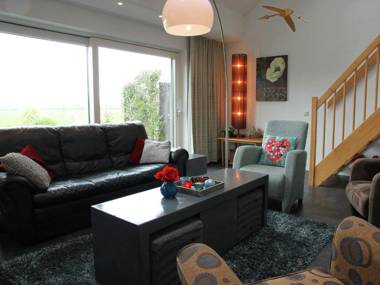 Luxury Holiday Home in Langweer by the Forest