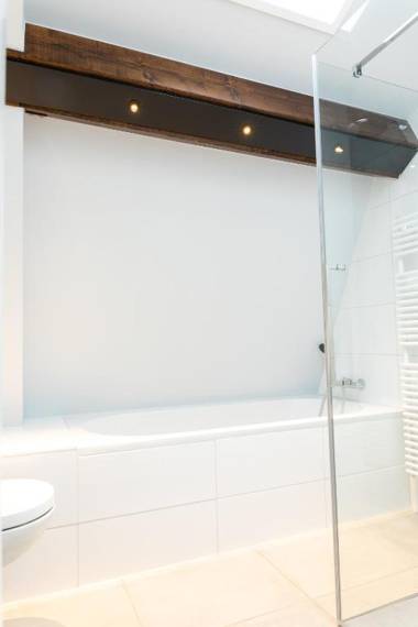 Ruyge Weyde Logies - The Farmers Daughter