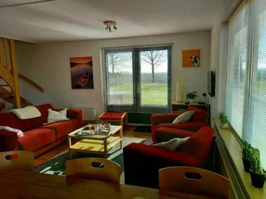 Nice house with a dishwasher near the Wadden Sea