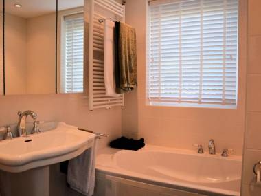 Stunning Holiday Home in Noordwijk near Beach