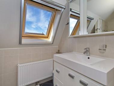 Comfortable holiday home with a garden at 1.1km from the sea