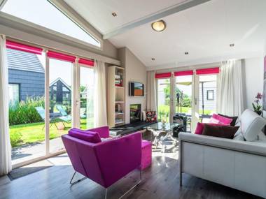 Modern Holiday Home in Kattendijke with a Garden