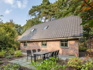 Detached holiday home with 2 bathrooms in a nature reserve