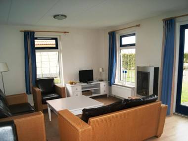 Spacious villa with dishwasher Leeuwarden at 21km