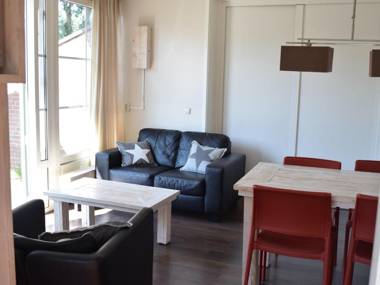 Comfortable bungalow with combi microwave near the Veluwe