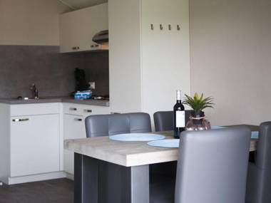 Comfortable chalet with a porch and is closeby the Veluwe