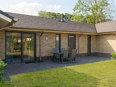 Atmospheric and modernly furnished bungalow near the Veluwe