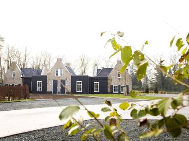 Inviting Villa in Voorthuizen with Garden