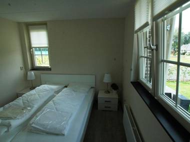 Detached villa with outdoor fireplace near the Veluwe