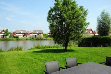 Maxime 292 - Kustpark Village Scaldia