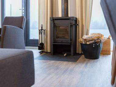 Holiday home with dish washer Tjeukermeer at 5 km