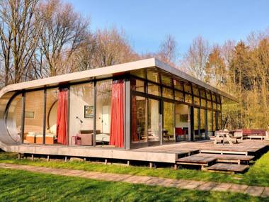 Cosy Bungalow in Noordwolde Amidst the Forest