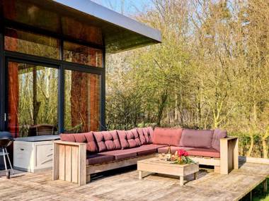 Cosy Bungalow in Noordwolde Amidst the Forest