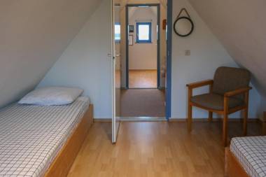 Grachthaus 6pers House with a private terrace and garden by the Lauwersmeer