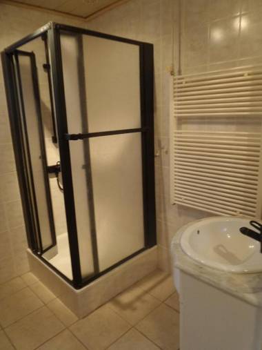 Andrea 4pers workers only home in Anjum