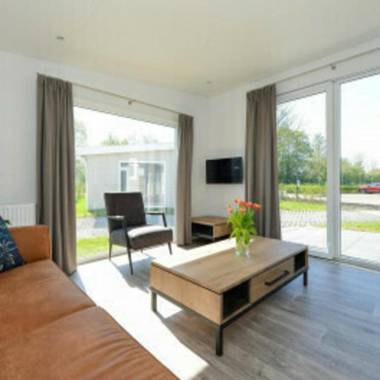 Chalet 4- Holidaypark Hart van Zeeland Heinkenszand
