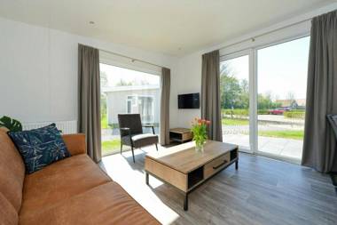 Chalet 4- Holidaypark Hart van Zeeland Heinkenszand