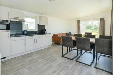Chalet 4- Holidaypark Hart van Zeeland Heinkenszand