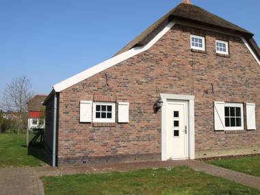 Comfortable child-friendly villa in Limburg