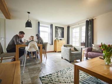 Comfortable child-friendly villa in Limburg