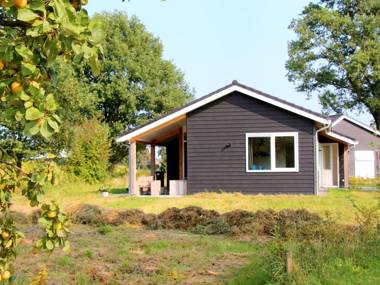 Lovely Holiday Home in  Keijenborg with Private Garden