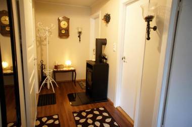 Berge & Laila's Private Apartment